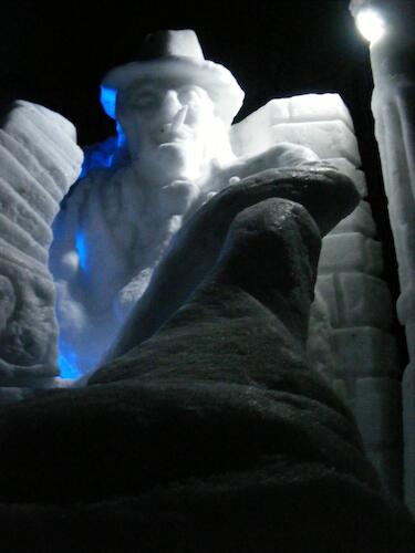 El trío de escultores, "Opus G", representa a Argentina en el Internacional de Escultura en Nieve