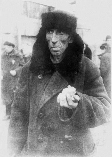 De la muestra "El sitio de Leningrado". Fotógrafo desconocido. 1942