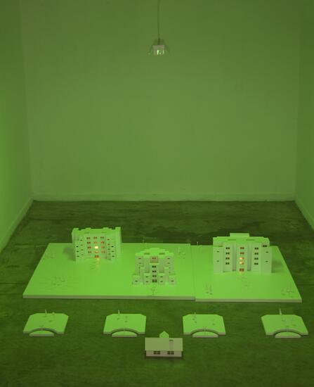 Amadeo Azar - instalación (detalle)