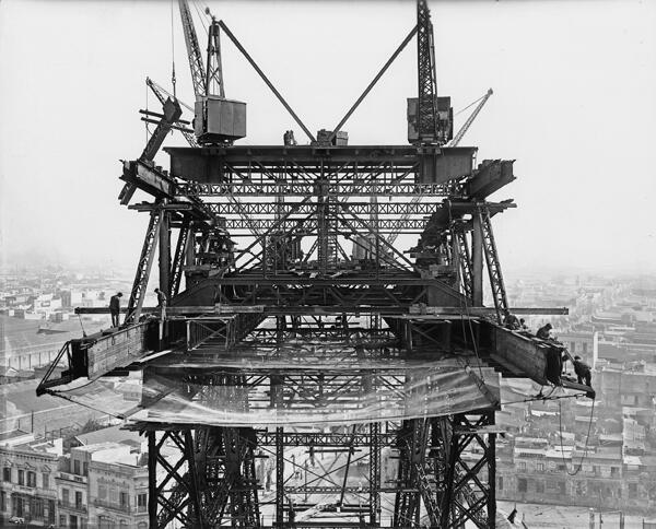 Construcción del puente trasbordador