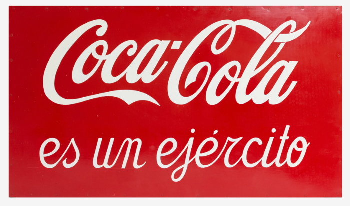 Sin título, 2004. Esmalte sobre chapa. 57.5 x 100.5 x 3 centímetros.