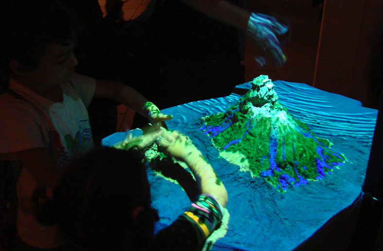 Efecto Mariposa (Instalacion Interactiva - 2011) - Patricio Gonzalez Vivo