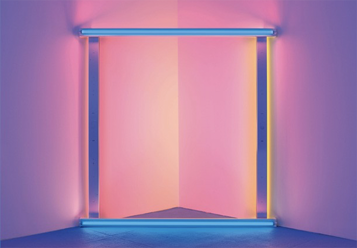 Dan Flavin Untitled (to Donna) 6, 1971 [Sin título (a Donna) 6] Tubos fluorescentes de luz azul, rosa y amarilla, 244 x 244 cm Legado de Dan Flavin; Cortesía David Zwirner, Nueva York © 2019 Stephen Flavin / Artists Right Society (ARS), New York