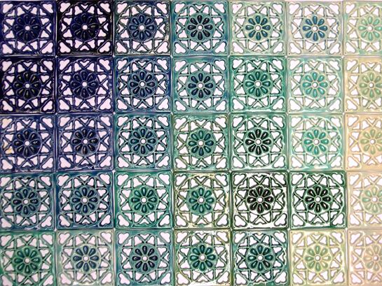 Motivo para rejilla, cerámica esmaltada, 2012