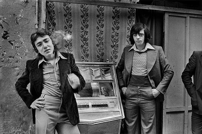 Barrio Albergheria. Palermo, 1977 Fotografía de Letizia Battaglia 30 cm x 45 cm © Archivio Letizia Battaglia - Derechos de reproducción reservados