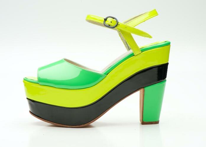 Dalila Puzzovio, Dalila doble plataforma