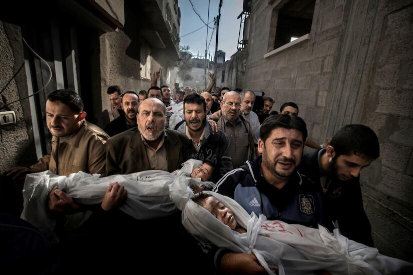 "Gaza Burial", de Paul Hansen