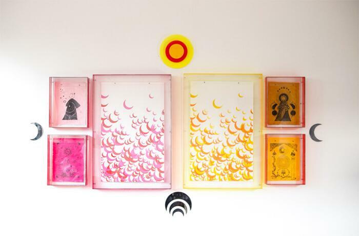 Huellas del Cosmos I. Litografía sobre papel vegetal, en caja de acrílico