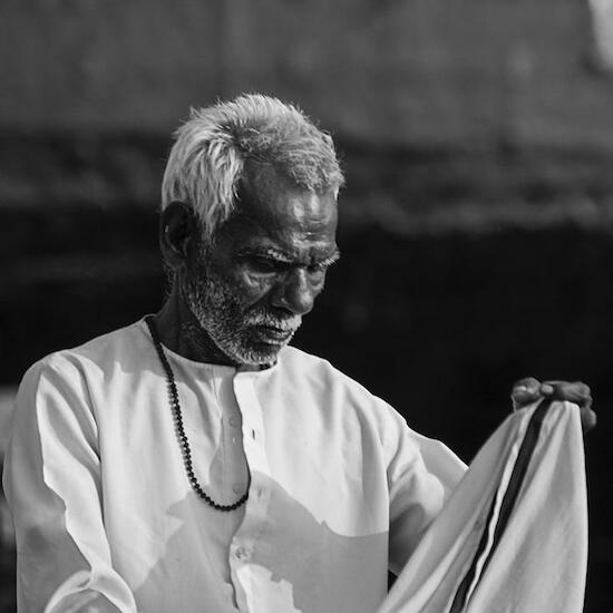 Meditando en Varanasi