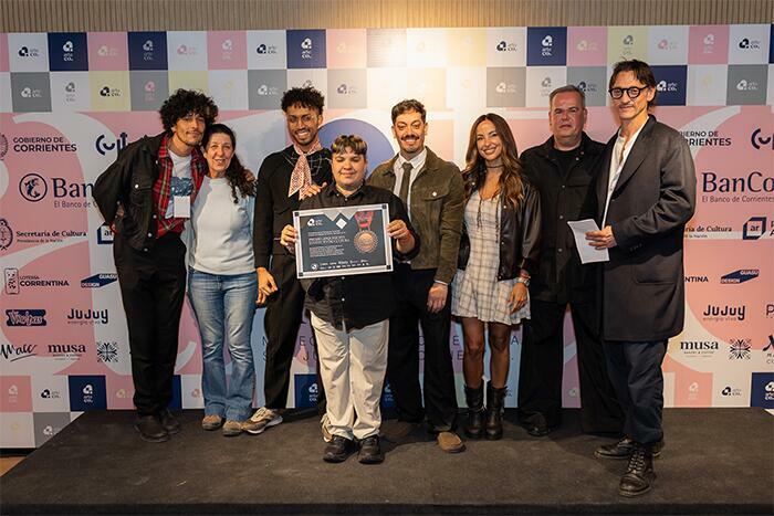 Premio Adquisición Instituto de Cultura. Paulin Gonzalez Villan (Paux)