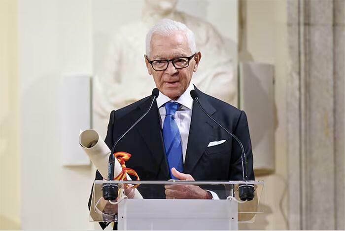 Eduardo F. Costantini  