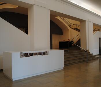 El hall de Bellas Artes renovado