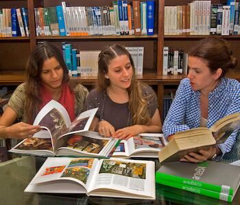 Estudiá Curaduría y Gestión de Arte en ESEADE