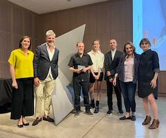 Victora Noorthoorn, Gerardo Azcuy, Herán Soriano, Sol Juárez, Francisco Lemus, Carlota Beltrame y Flavia Da Rin, durante la entrega del Premio.