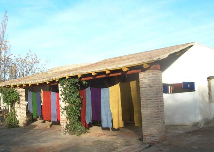 Manuela Rasjido, en su casa-taller de los Valles Calchaquíes