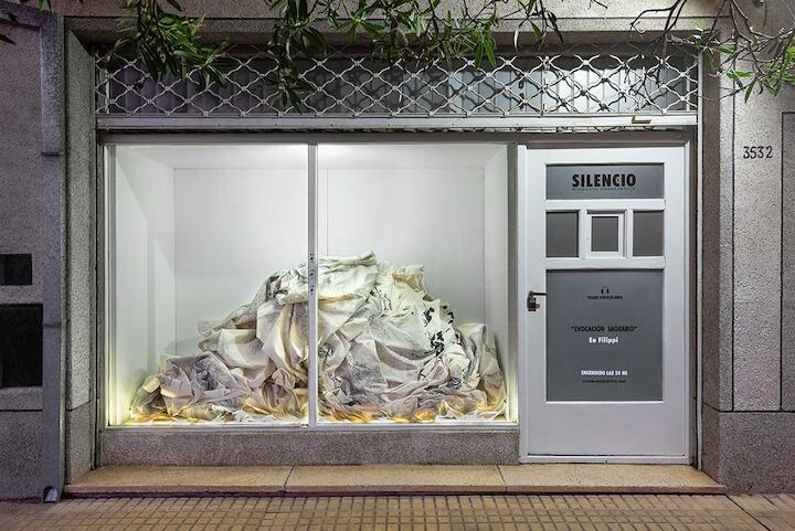 Réplica del frente de SILENCIO, espoacio que quedará montada en la explanada del museo. Foto: Horacio Volpato