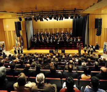 Nuevo auditorio del Banco Ciudad en Parque Patricios