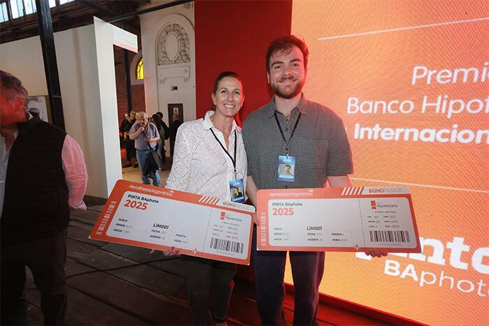 Mariela Mayorga y Carlos Suárez. Galería Tramo. Premio Banco Hipotecario
