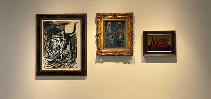 Pablo Picasso, Marc Chagall y Roberto Aizenberg. Fotografía de Arte Online