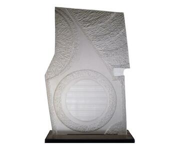 Golsé, Kosice, Gyula, Fecha: 2005, Técnica: Talla, Plexiglas, Objeto: Estructura cinética, Soporte: Plexiglas, Base: Acero inoxidable, Medidas: 89 x 51 x 20 cm. 