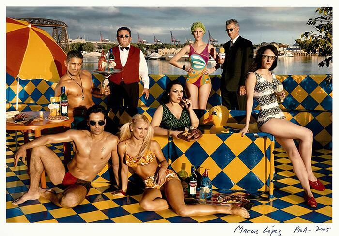 Proa,  Autor: López, Marcos, Fecha: 2005. Técnica: Fotografía blanco y negro, Fotografía color. Objeto: Fotografía Soporte: sobre papel. Medidas: 24,5 x 36 cm 