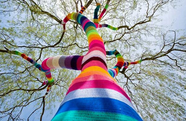 Street art - yarn crochet
