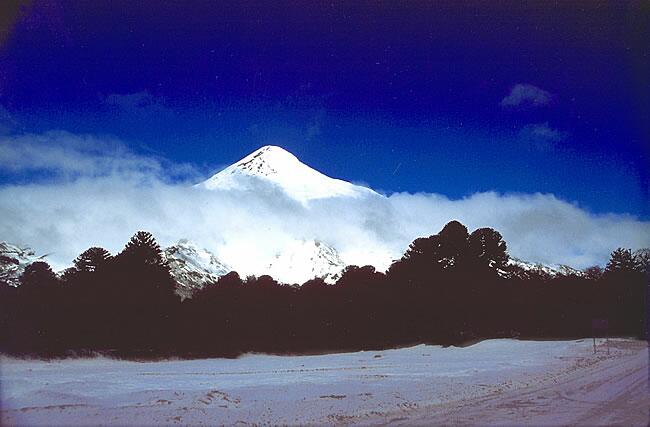 EL VOLCÁN LANÍN