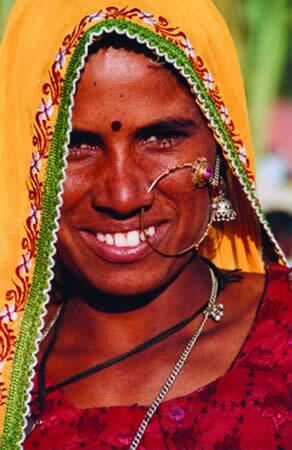 PUSHKAR, MUJER HERMOSA