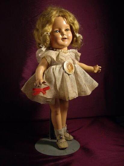 Muñeca de composición Shirley Temple