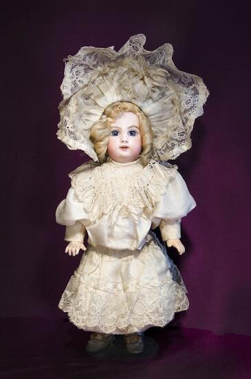 Muñeca de porcelana biscuit. Bébé Jumeau N°6.